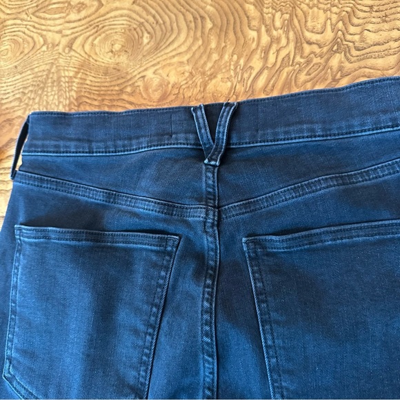 Veronica Beard Leena Bootcut High Rise Jeans. Size 29. Washed Onyx Color - Picture 4 of 7